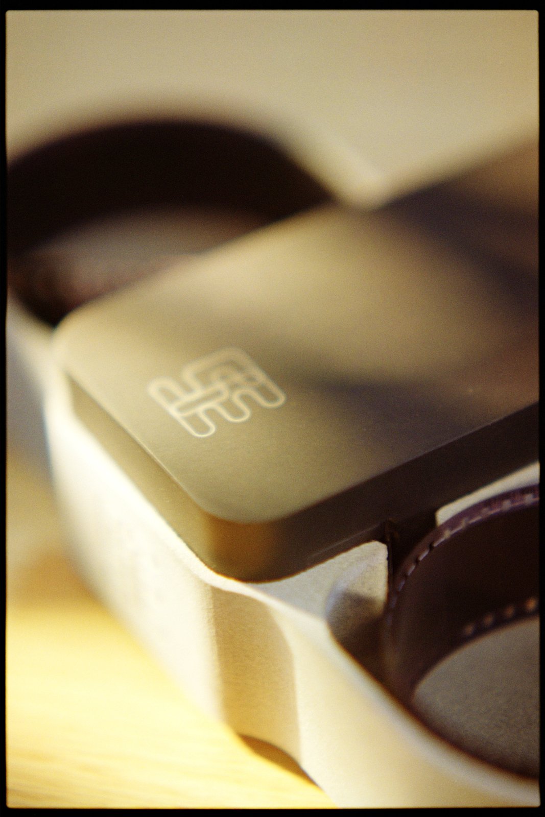 The machined lid and film well